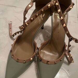 Ladies shoes high heels